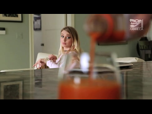 ❤️ Vruća djevojka s velikim sisama i čvrstom macom dobija kurac od gubitnika, ali vrlo teško ❌ Porno u pornografiji bs.niceporn.ru ❌️❤